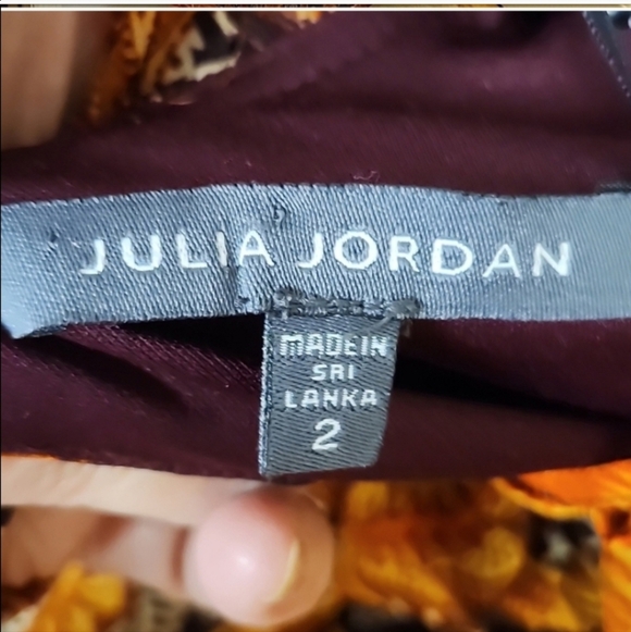 JULIA JORDAN Floral Tiered Flutter Sleeve MIDI Dress Size 2 Open Back - Picture 5 of 8